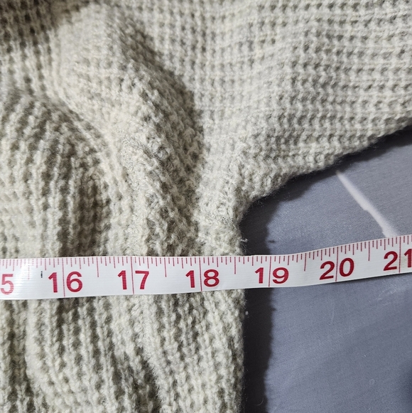 Theory Cashmere Short Sleeve Sweater Jacket M - Picture 6 of 10